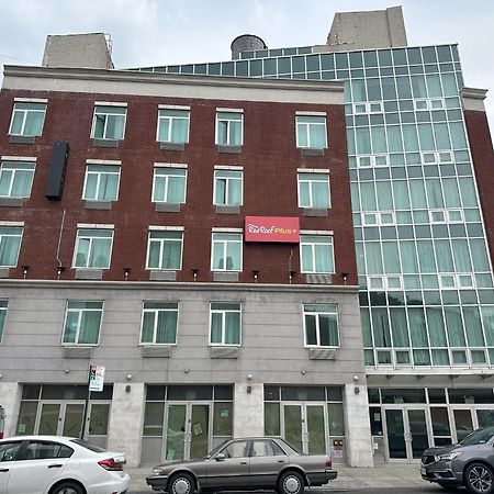 Red Roof Plus Brooklyn - Flatbush Ave นิวยอร์ก ภายนอก รูปภาพ
