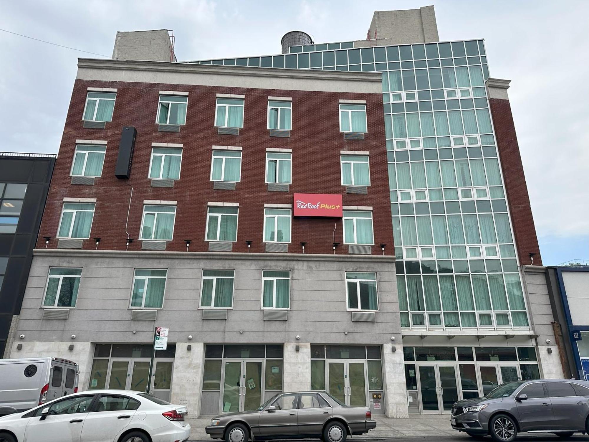 Red Roof Plus Brooklyn - Flatbush Ave นิวยอร์ก ภายนอก รูปภาพ